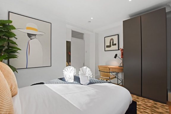 Rochester Square - Camden