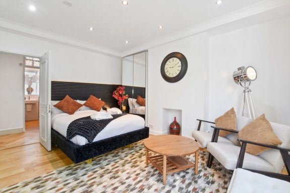 Rochester Square - Camden